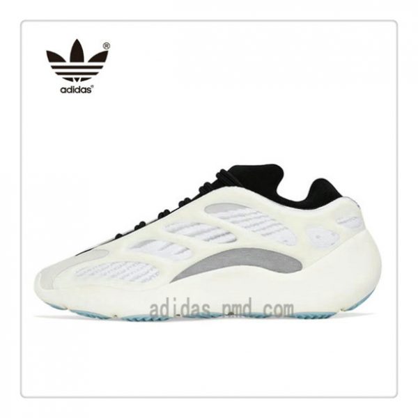YEEZY 700 V3 黑白 商品實拍 2