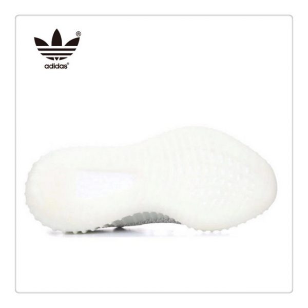 YEEZY 350 V2 商品實拍 4